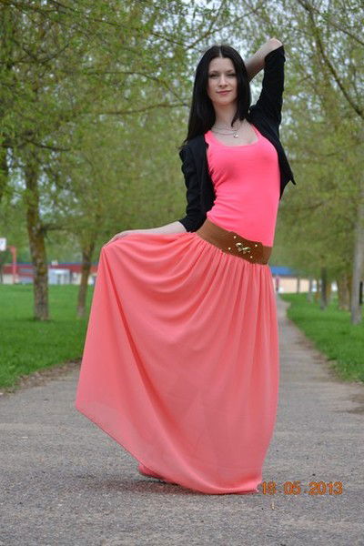 Неизвестно Неизвестно