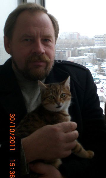 Анатолий Иванов