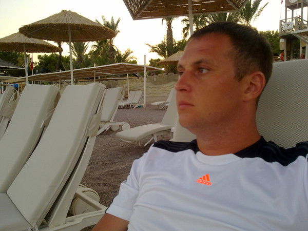 Денис Сизов