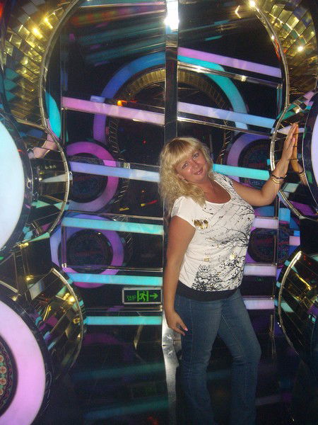 Надя Факунина