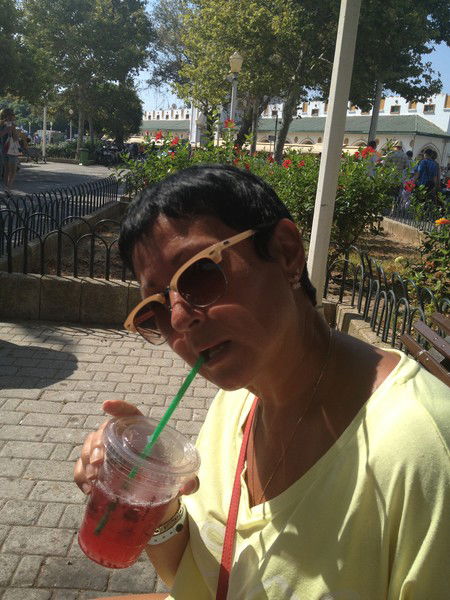 Лариса Вансию