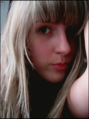 Strange&happy Stars Are Blind