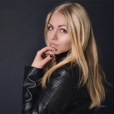 Саша Устинова