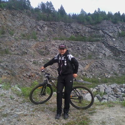 Алексей Емалетдинов