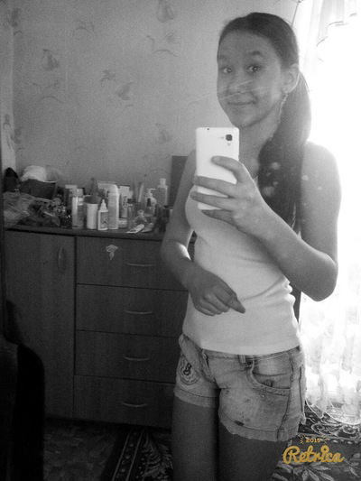 Лолита Бурлакова