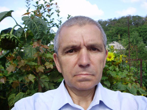 Ахат Хасанов