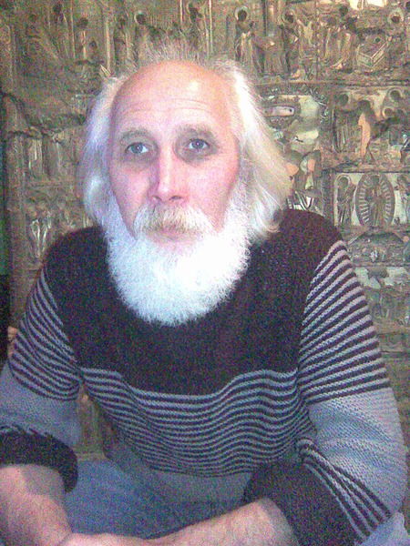 Михаил Антонов