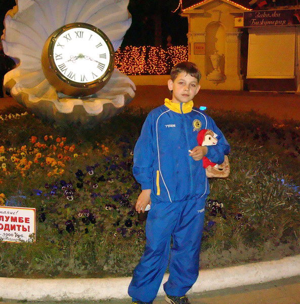 Денис Бугаев