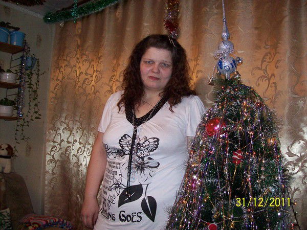 Лена Макарова