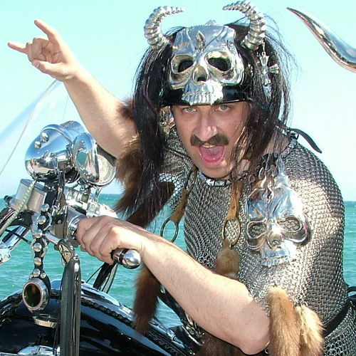 Костя Калинов