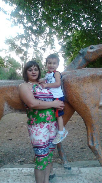 Нонна Саркисова