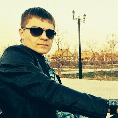 Петр Анисимов