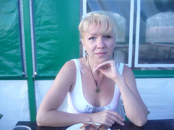 Леонора Мистик