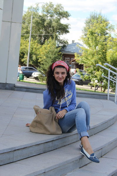 Алина Мморе