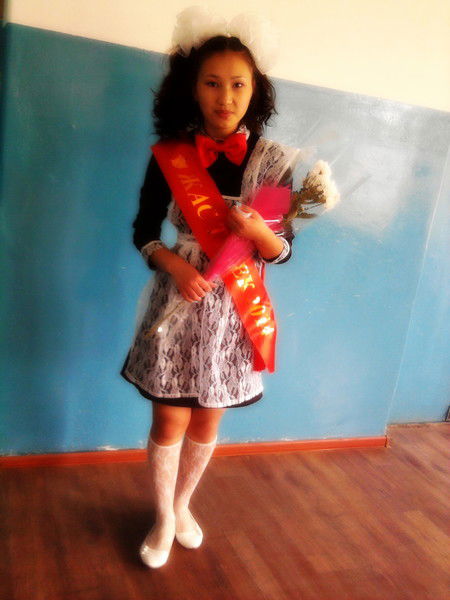 M*a*d*i*n*a*** Moldabaeva