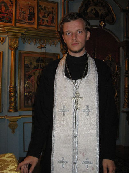 Андрей Комаров