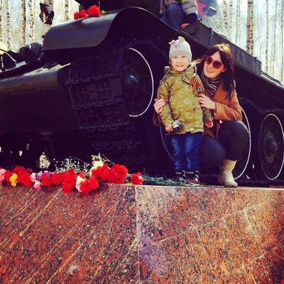 Лена Упорова