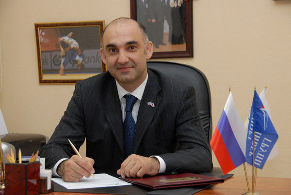 Азиз Юнусович Эйнуллаев