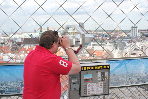 Вова Петров