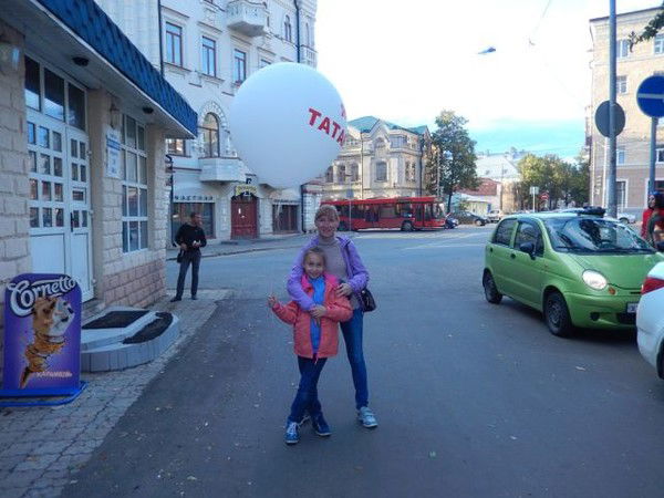 Анна Захарова