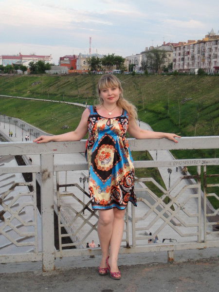 Елена Серкова