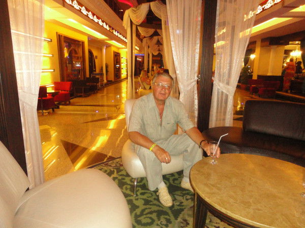 Валерий Семенов