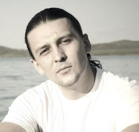 Дмитрий Холин