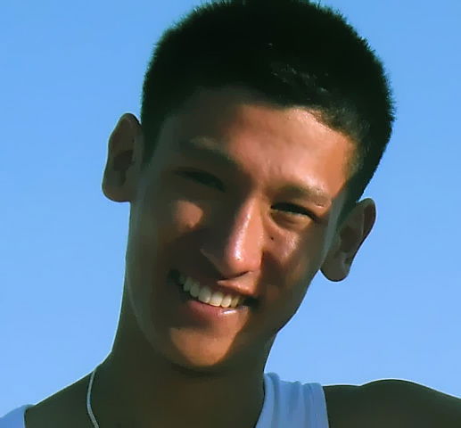 Алмаз Дуйшонбеков