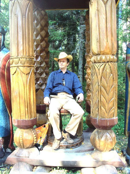 Александр Сентябов