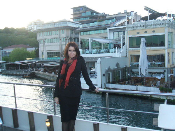 Татьяна Момат