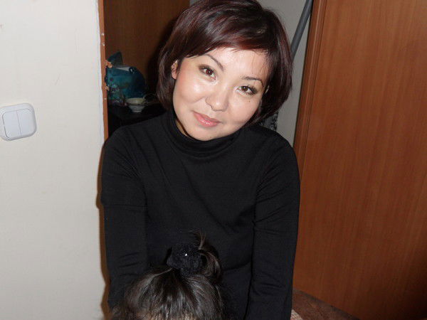 Индира Ускенова