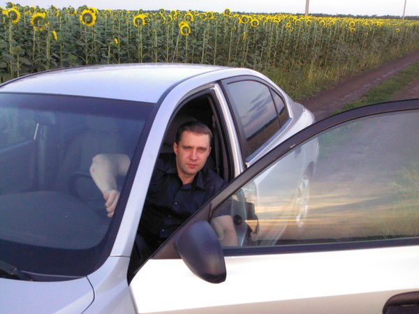 Женя Тихонов