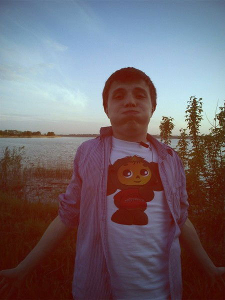 Толя Леденёв