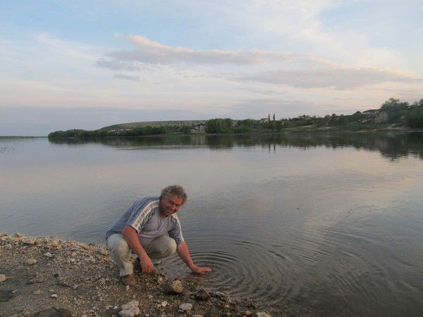 Анатолий Ковалев