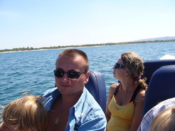 Неизвестно Неизвестно