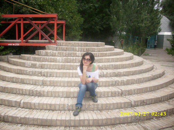 Зари Рыcбекова