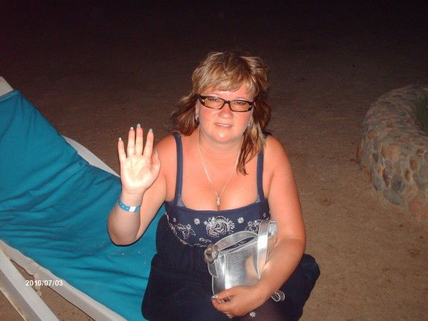 Лена Тихомирова