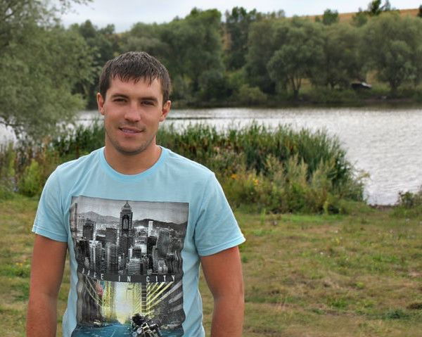 Владимир Степанов