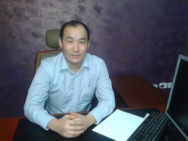 Аян Ахметбаев