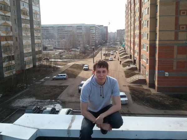 Илья Яндулов