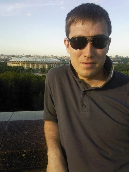 Олег Кузнецов