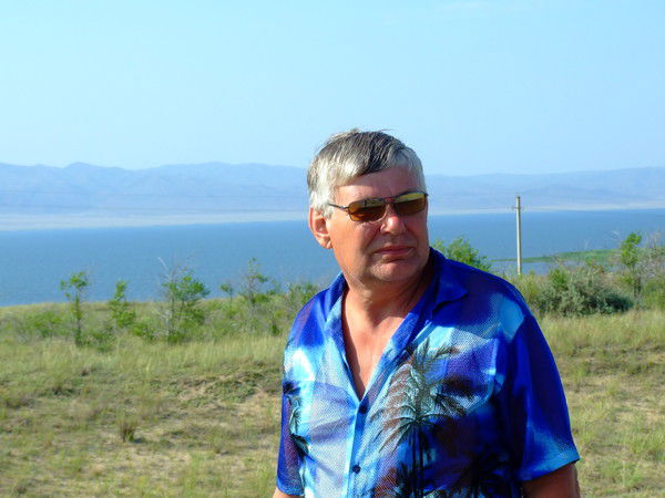 Иван Логинов