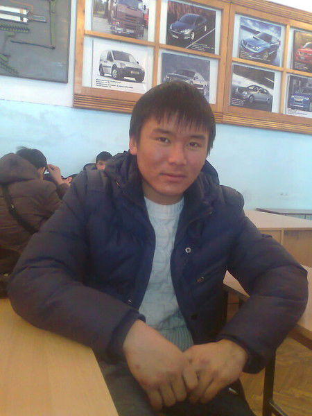 Калыс Муратов