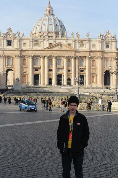 Эдуард Амирханян