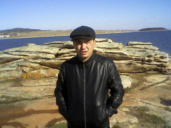 Токен Жапаров