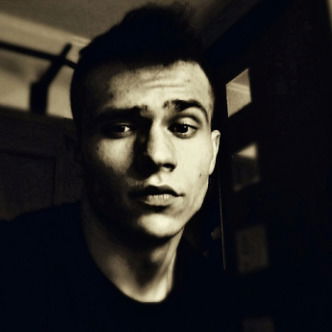 Олег Неважно