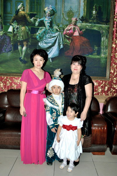 Ляззат Исаева