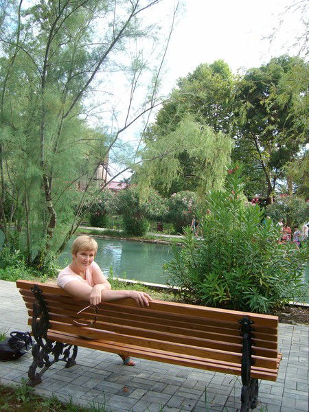 Люзя Азисова