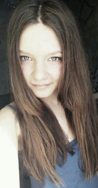 Наташа Шарова