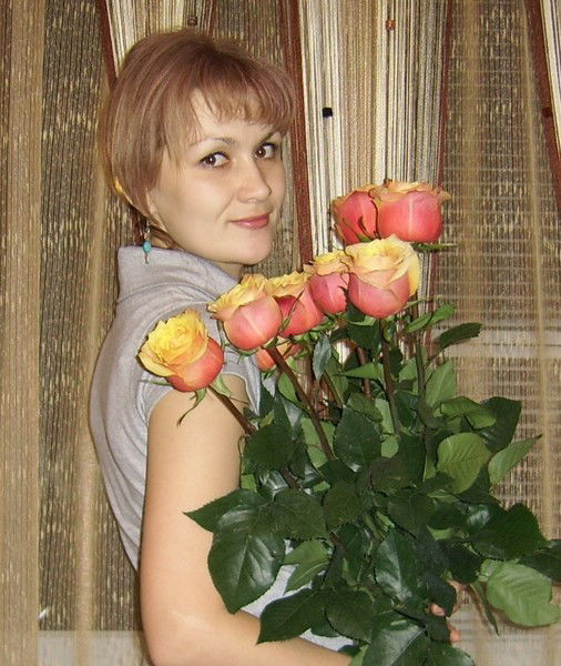 Людмила Перова